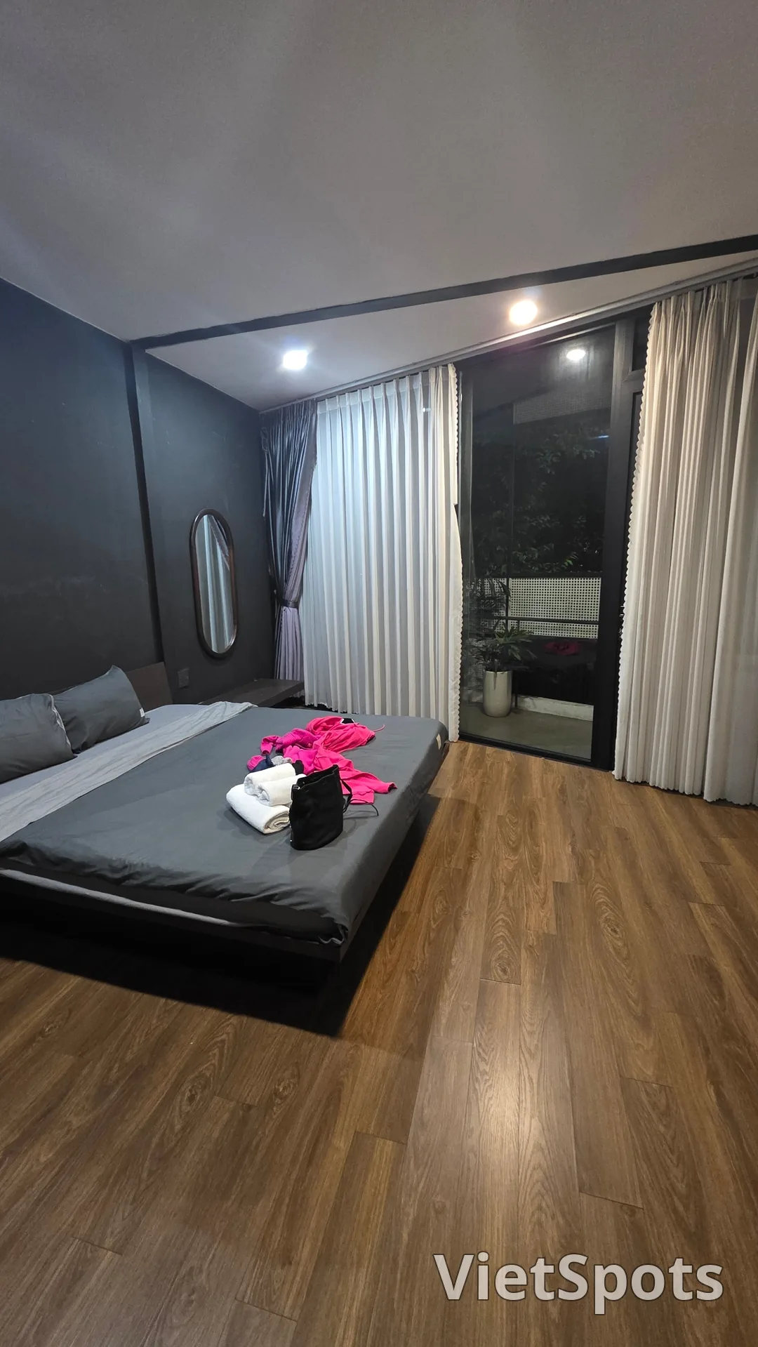 ✈️ 夜間抵達 0.5晚住宿-花園膠囊酒店
The Garden Capsule Hotel
