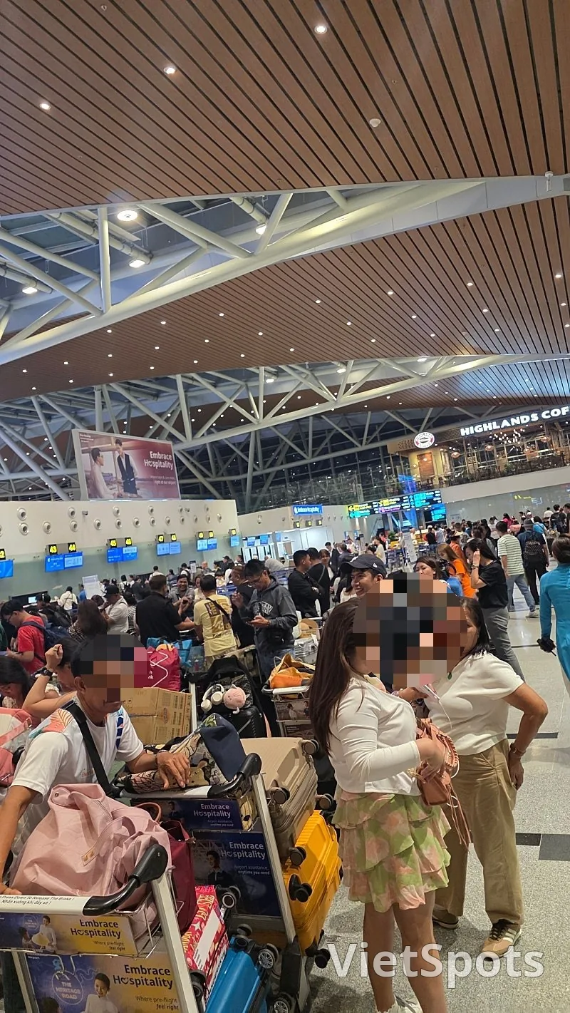 ✈️Fast track sân bay Đà Nẵng!📢 So sánh với trước đây! Những gì đã thay đổi và nhược điểm của fast track hiện tại!😭