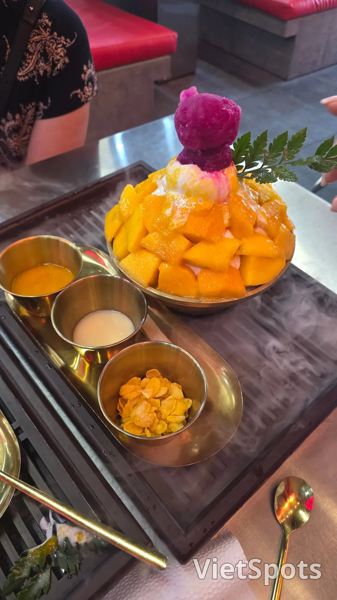 ✈️ Kaldi&More khiến bạn bất ngờ với vẻ ngoài của bingsu xoài😍