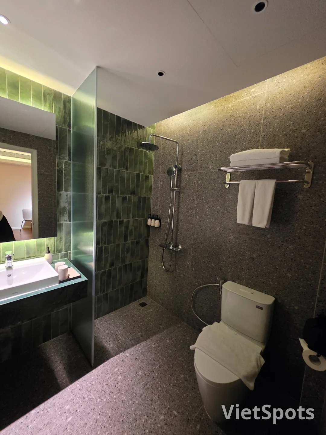 ✈️ 漢市場附近可住5晚的酒店(M Village Hotel Đà Nẵng Centre)