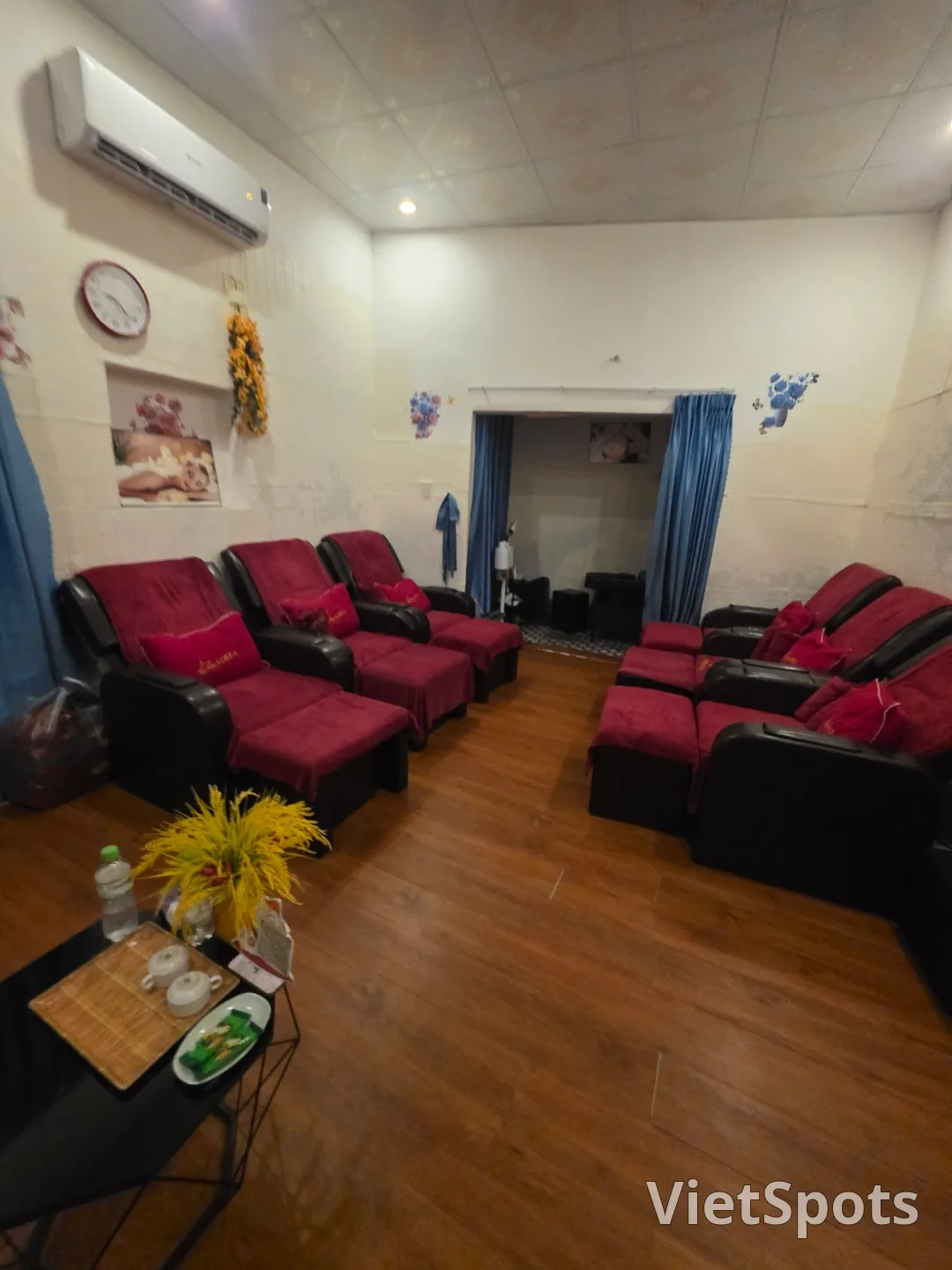 ✈️韓市場新芳南酒店旁邊,B Mart超市內的當地按摩店 - Moom Spa