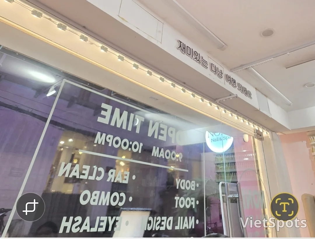 ✈️ Tối đến Đà Nẵng, khuya rồi đi massage chân local