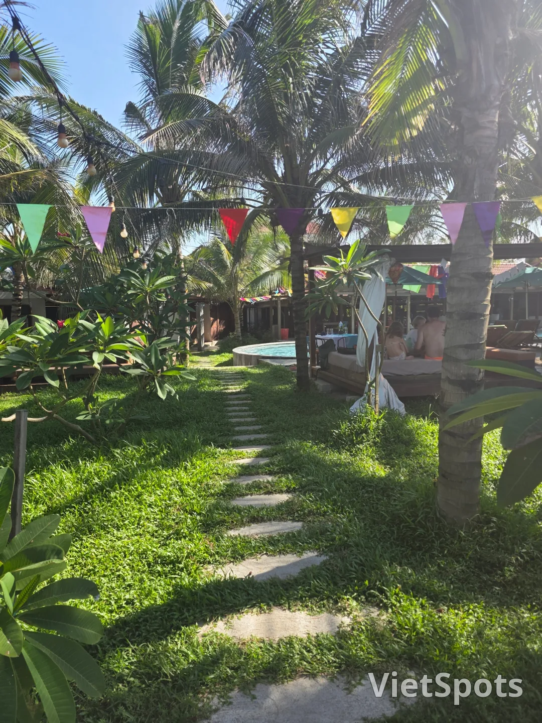 ✈️Bãi biển ngay trước phòng, nhà hàng cà phê có hồ bơi - Garden Beach Club