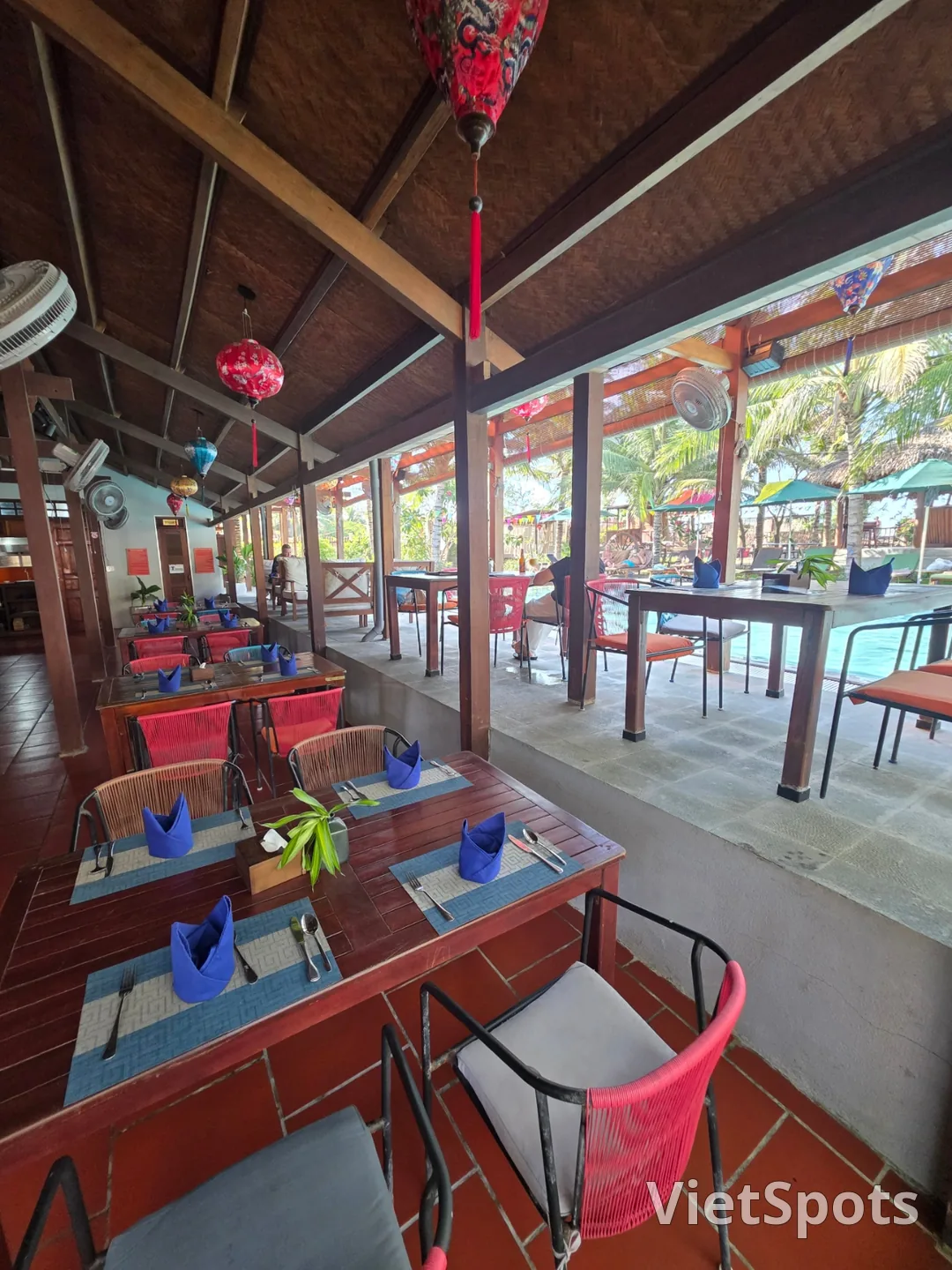 ✈️Bãi biển ngay trước phòng, nhà hàng cà phê có hồ bơi - Garden Beach Club