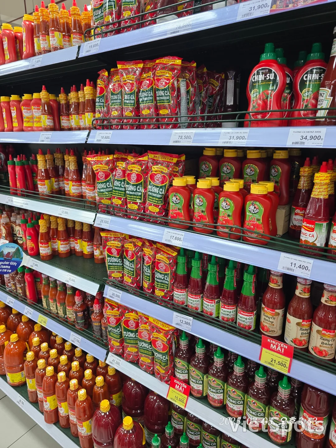 🇻🇳 [Da Nang Trip Review ✈️] Lotte Mart Shopping 🛍 Long post. Lots of photos 😅