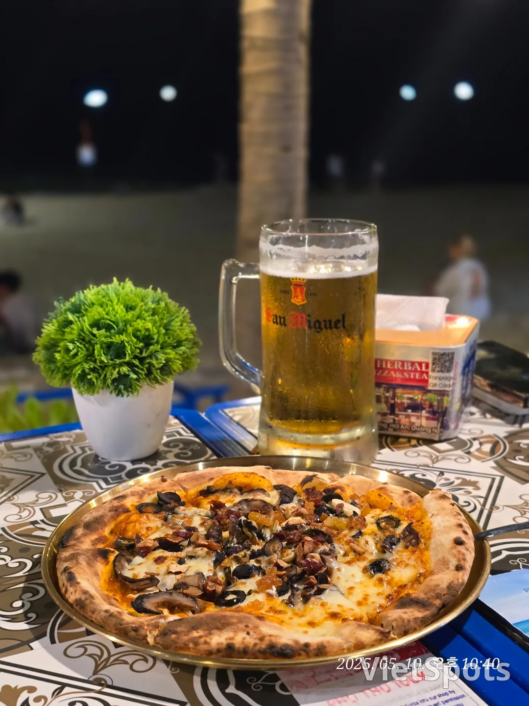 🇻🇳 Đánh giá Đà Nẵng ✈️ Bãi biển Mỹ Khê Herbal Pizza 🍕 🍻