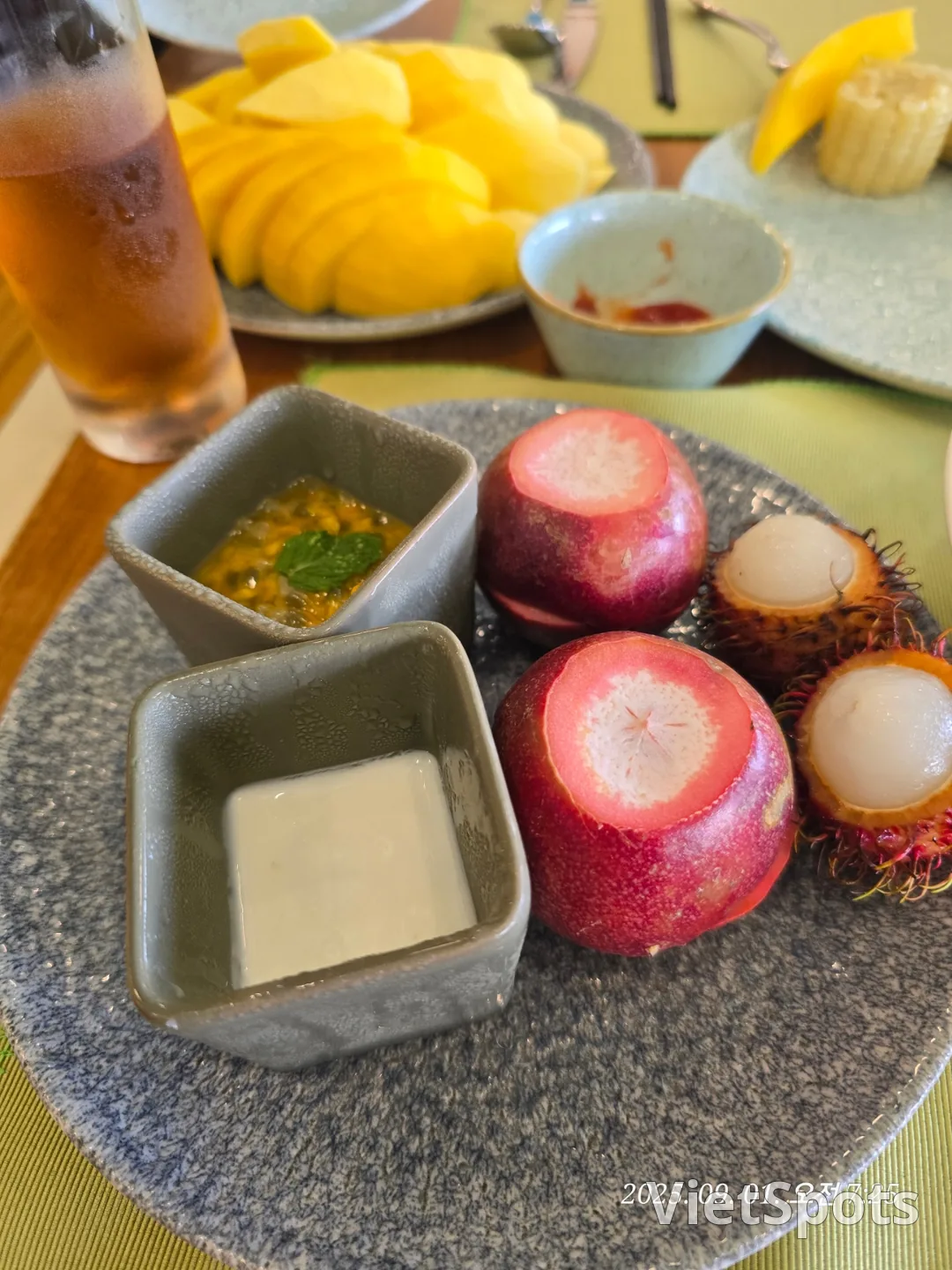 岘港游记 ✈️ 会安华夫饼咖啡馆早餐🥢 第2天
