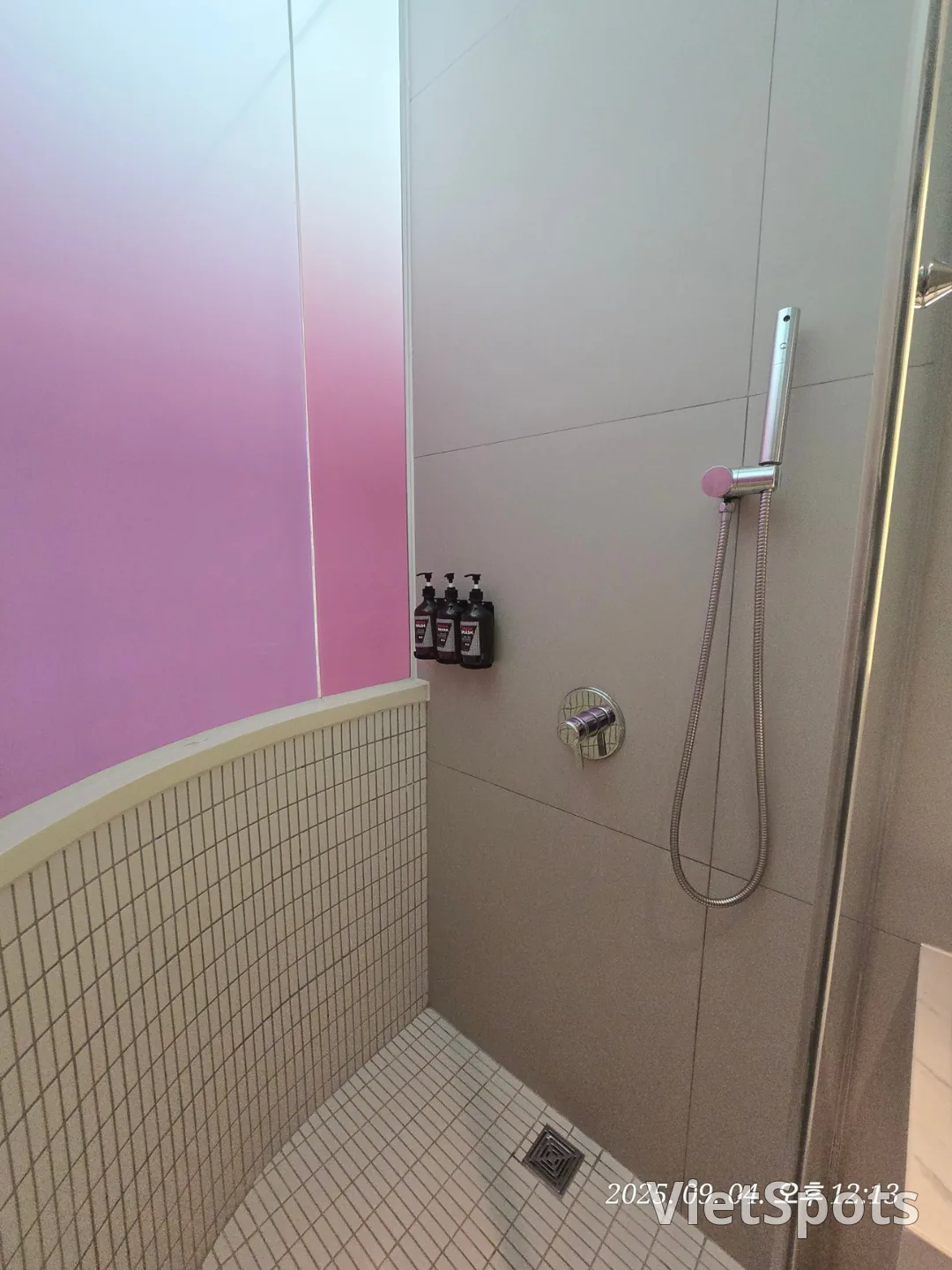 Danang travel review ✈️ Danang Wink Center Hotel room!