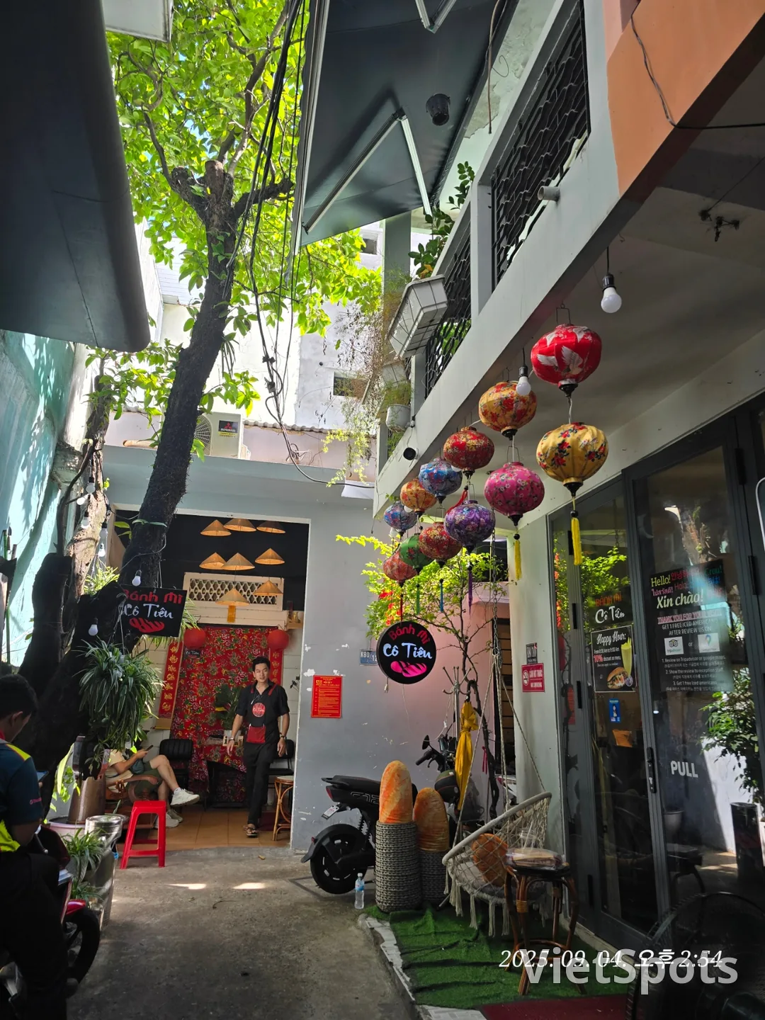 岘港游记✈️ 在Cô Tiên法棍店打包鸡蛋法棍&法棍面包!