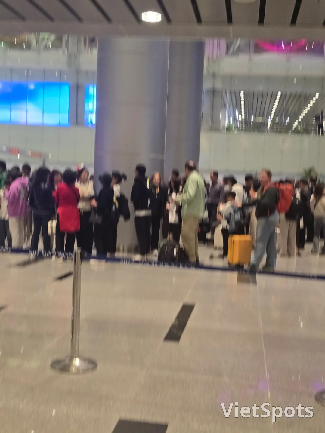 Review Đà Nẵng❣️ Đến sân bay Đà Nẵng✈️ May quá đã làm fast track nhập cảnh👍