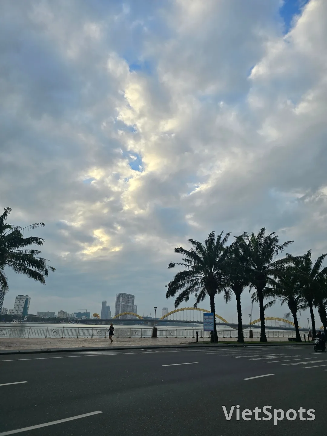 Da Nang review❣️A common morning scene in Da Nang
