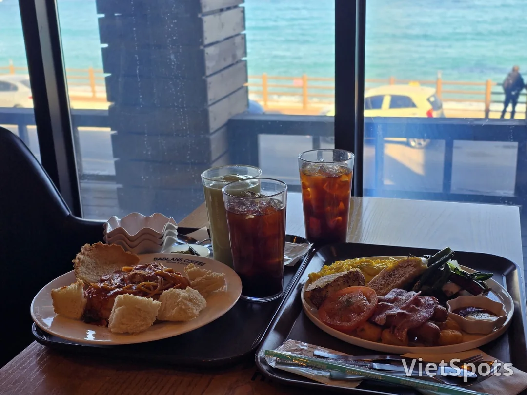 (旅行)在永珍海灘吃了brunch回來😋