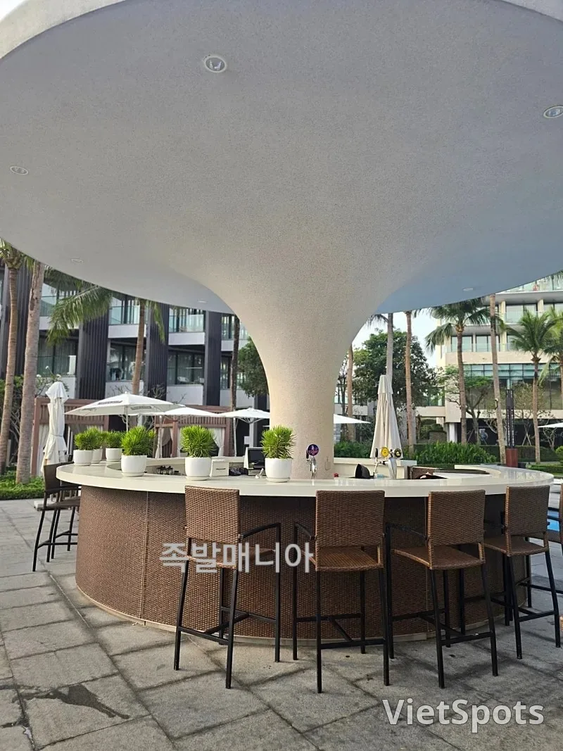 Совет по использованию бассейна Shilla Monogram Da Nang 🏊