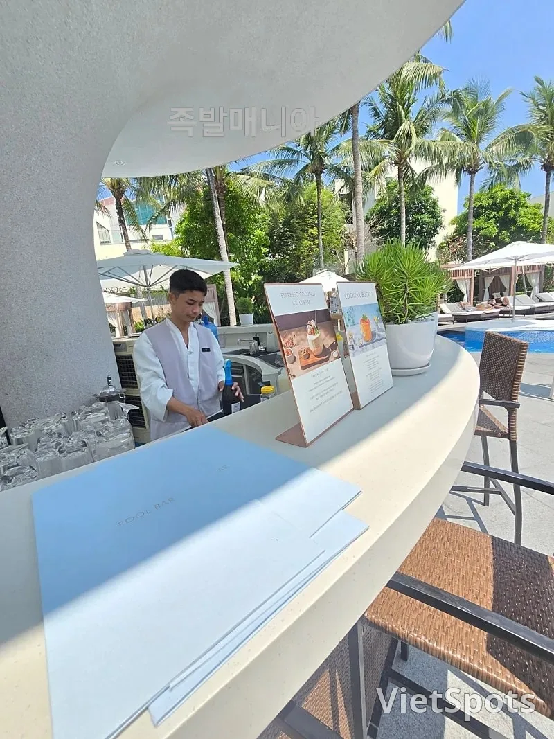 Совет по использованию бассейна Shilla Monogram Da Nang 🏊