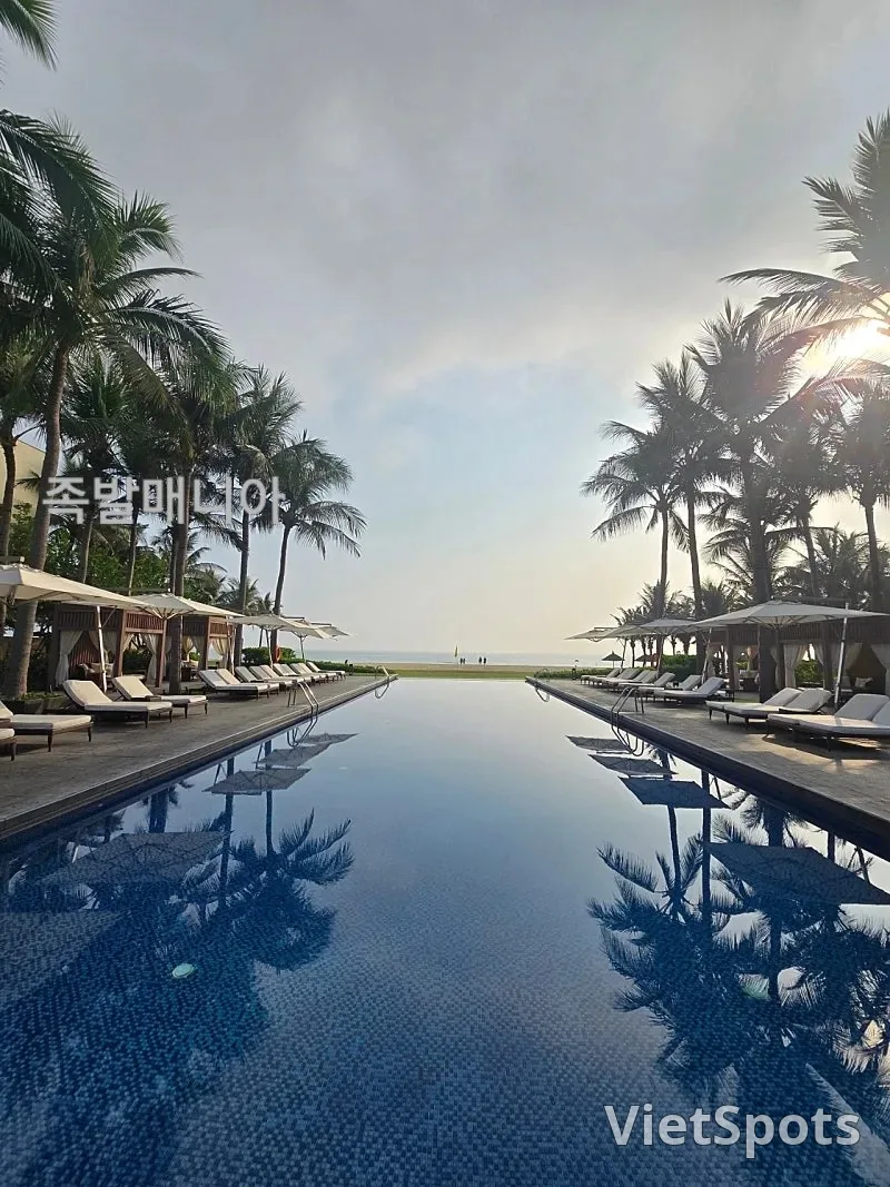 Совет по использованию бассейна Shilla Monogram Da Nang 🏊