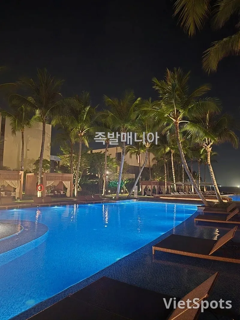 Совет по использованию бассейна Shilla Monogram Da Nang 🏊