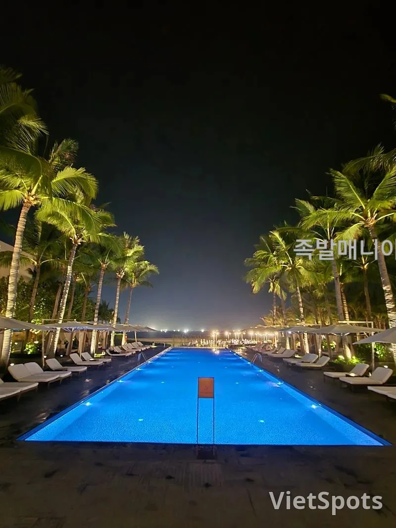 Совет по использованию бассейна Shilla Monogram Da Nang 🏊