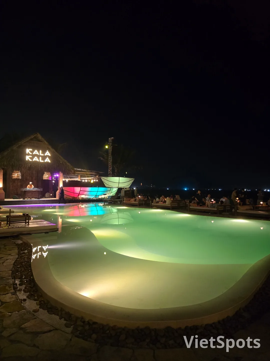 ダナン旅行記❣️Kalà Kalà Beach Club