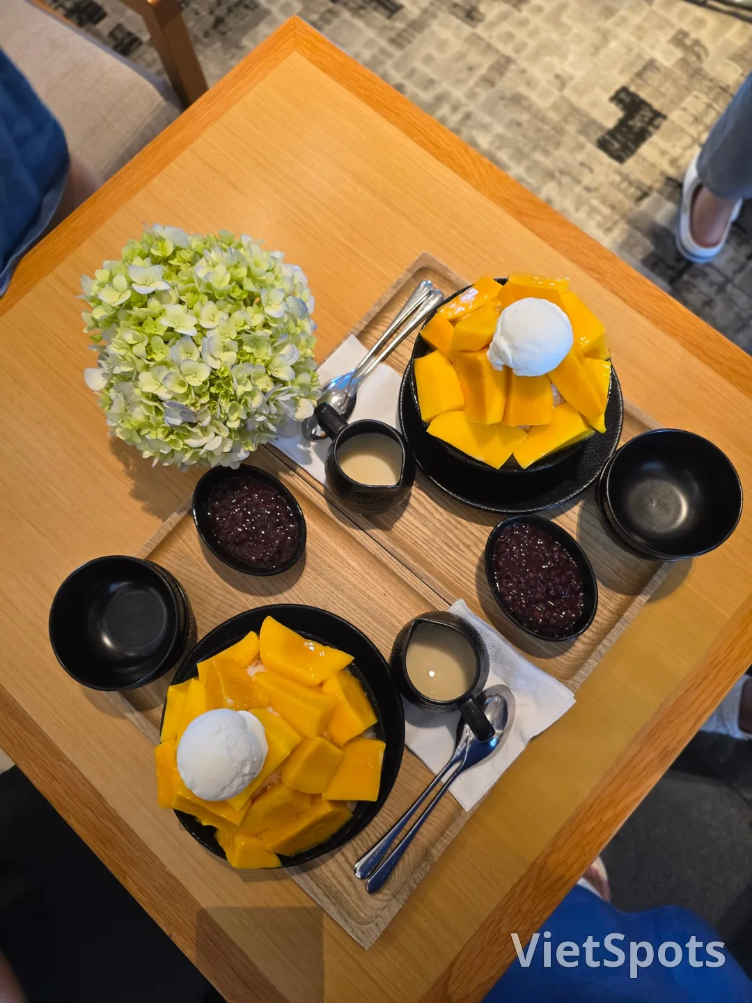 Shilla Monogram Danang Mango Bingsu 🥭🍧