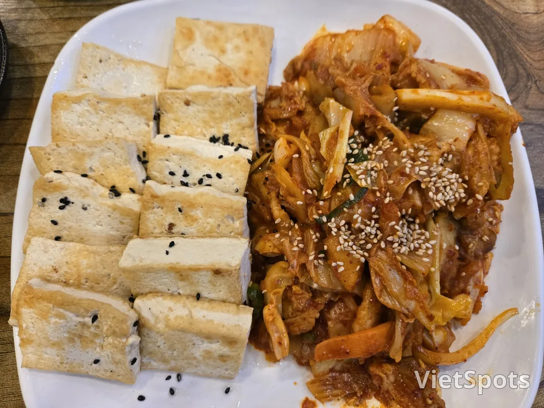 ☔️ 비도 오고 그래서...