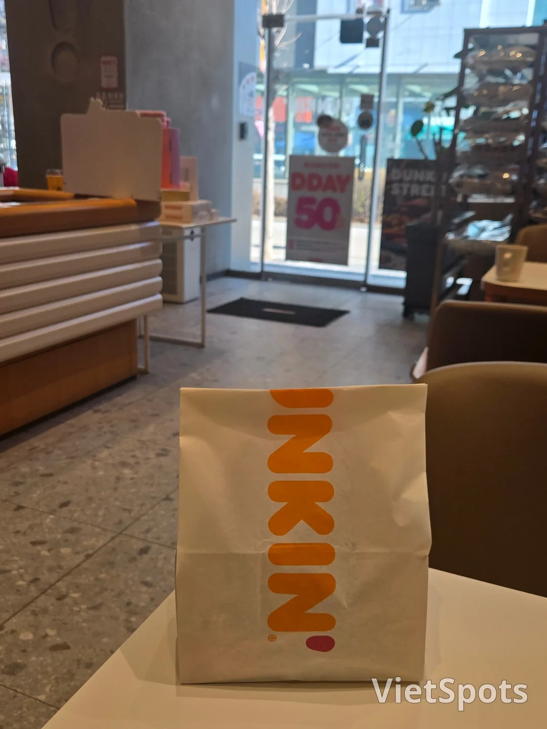 🍩 Món tráng miệng hôm nay dùng phiếu giảm giá 50% của DUNKIN..