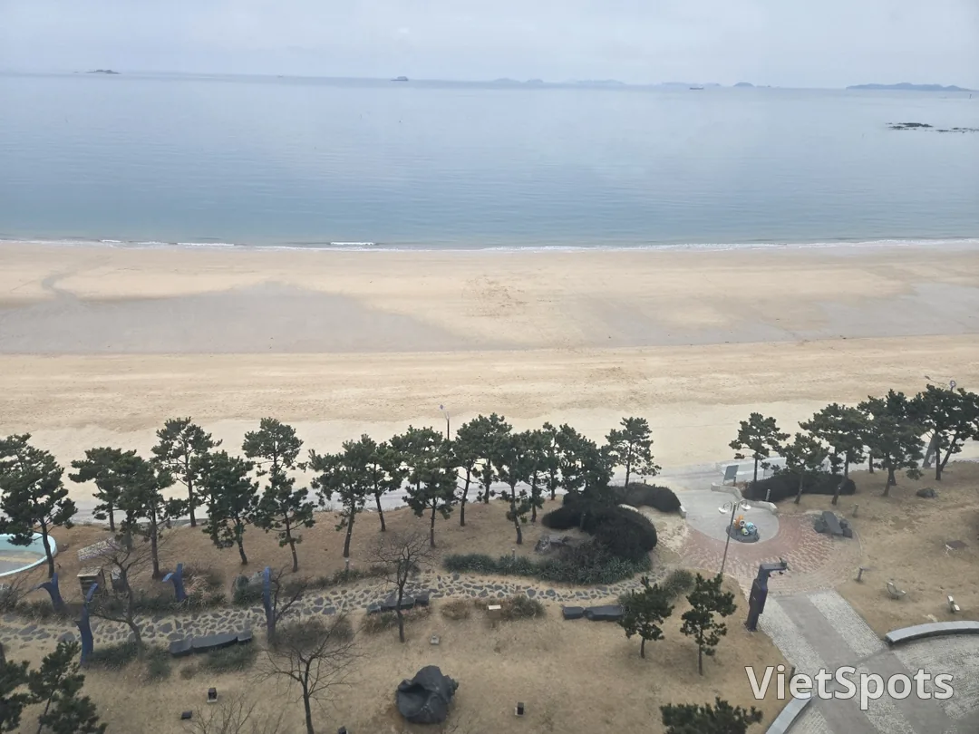 (ท่องเที่ยว 2) โรงแรมแดชอน พาเรฟ