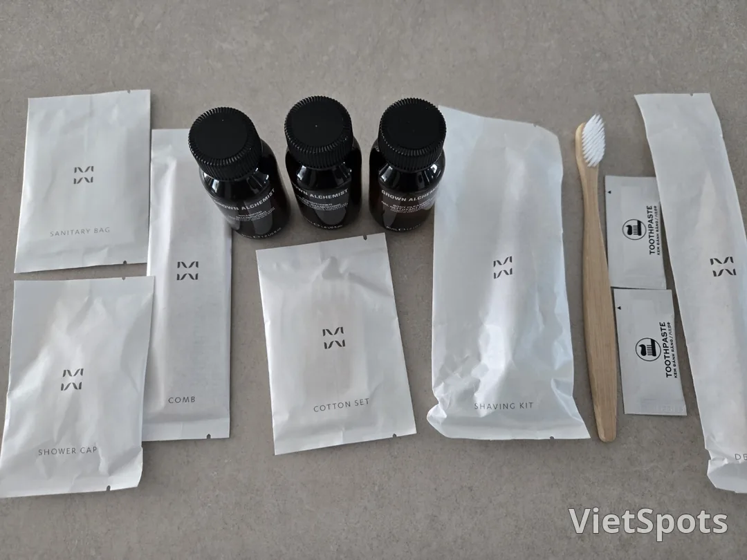 🏨 客房內用品與迷你吧及沙灘用品