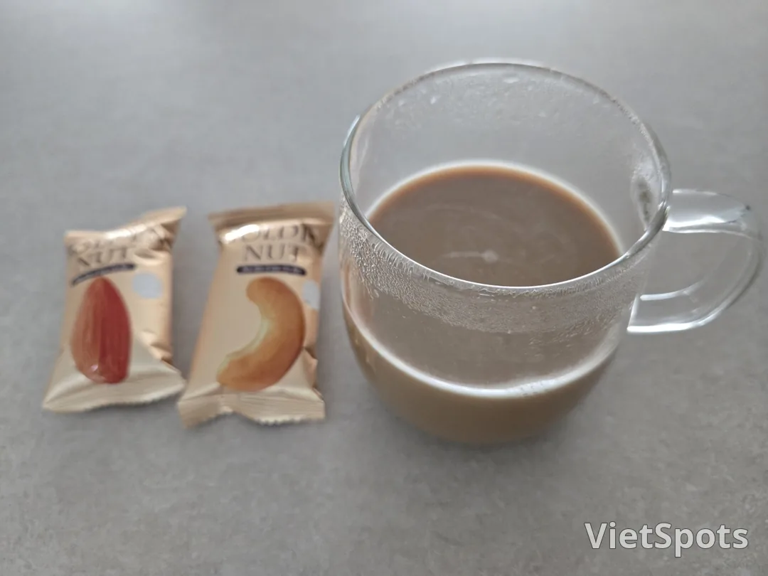 ☕️ Cùng với một tách cà phê ấm...