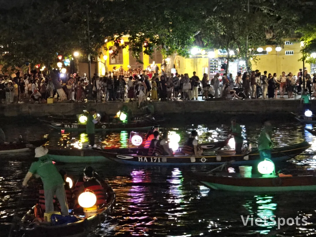 🇻🇳✍️ 会安的白天与夜晚风景