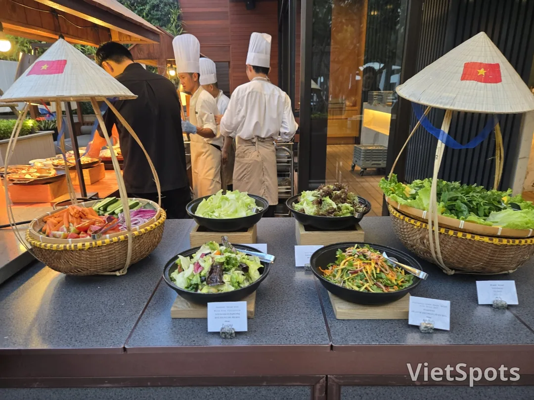 🏨 Ужин Shilla Monogram "Grill&Chill BBQ Buffet
