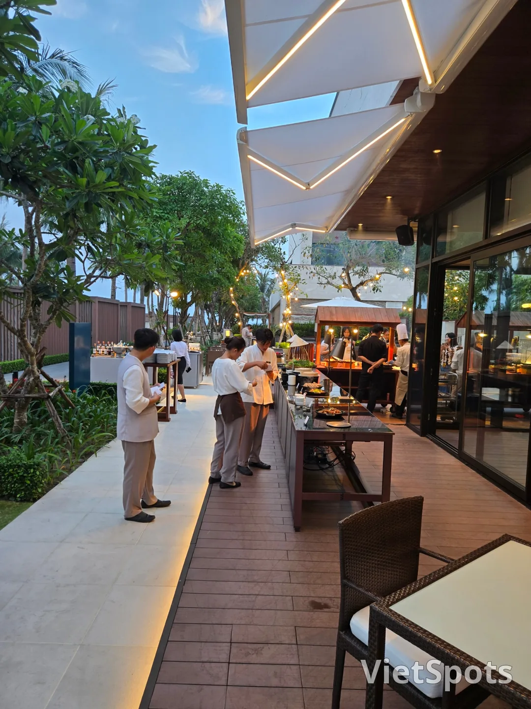 🏨 Ужин Shilla Monogram "Grill&Chill BBQ Buffet