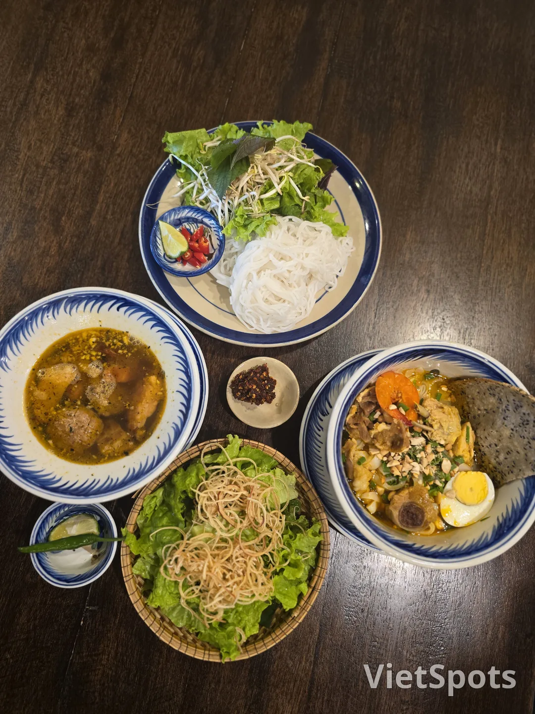 🇻🇳 Quán mì Quảng ngon ở Đà Nẵng😋 Mỳ Quảng 24/7