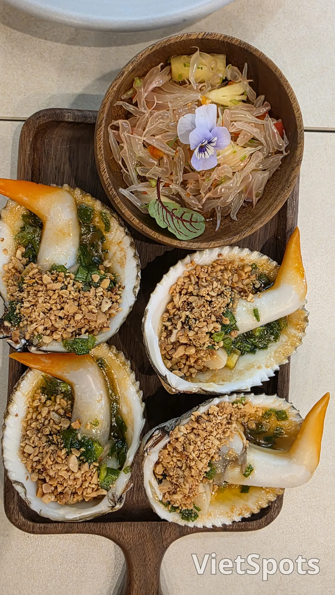 Bãi biển Mỹ Khê, Hải sản My Hanh~~