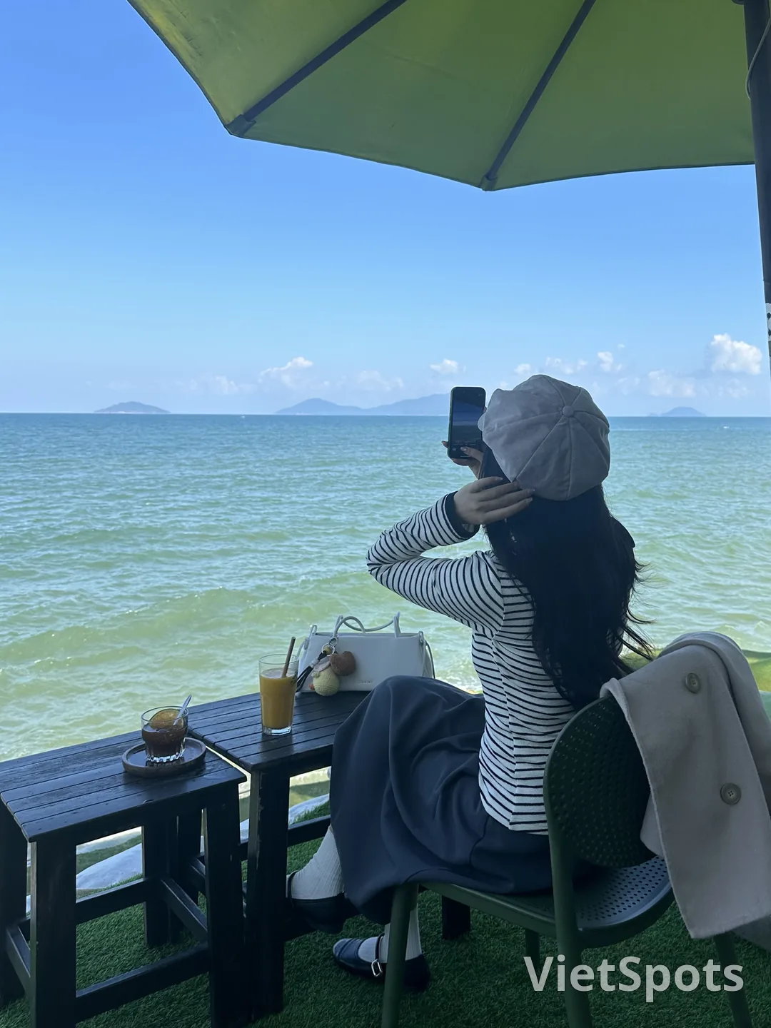 การหลีกหนีอันแสนสงบที่ร้านกาแฟ Sound Of Silence!!