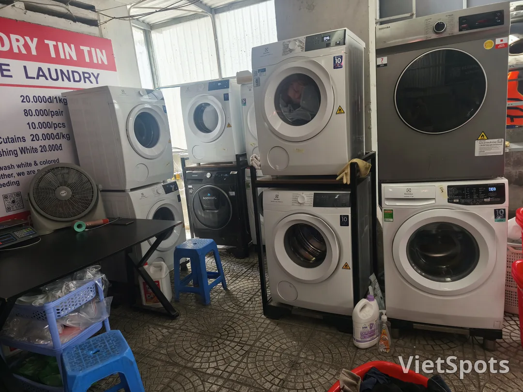Nếu muốn giawht quần áo,hãy đến với laundry Tin Tin