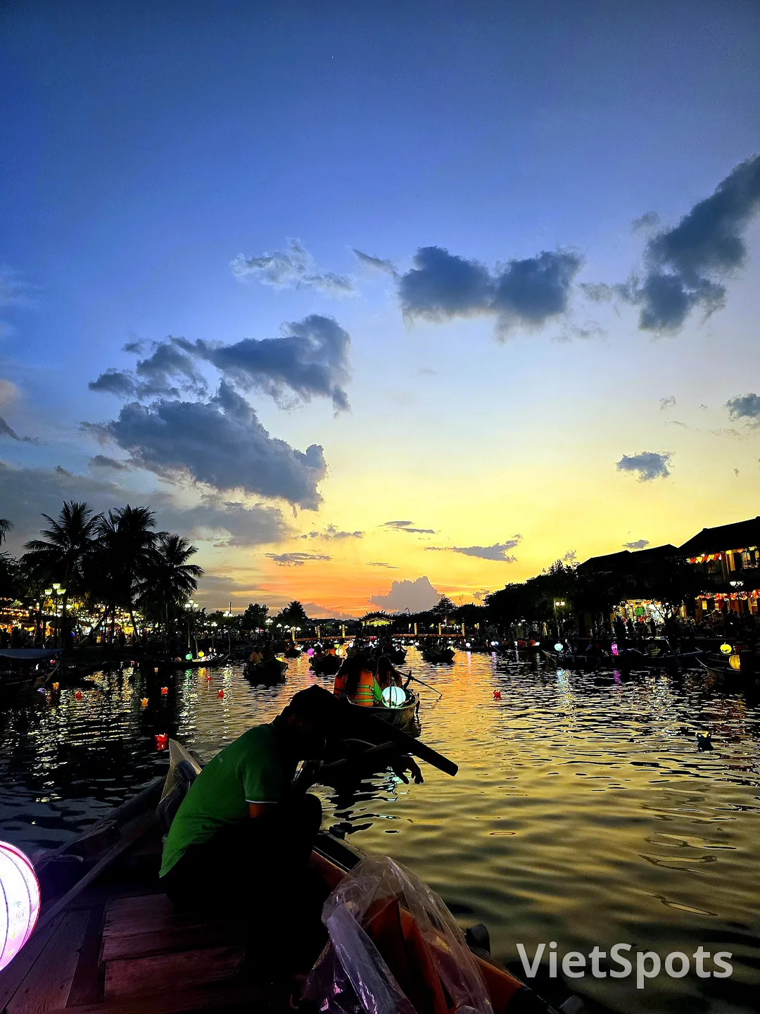 Hoi An wish boat