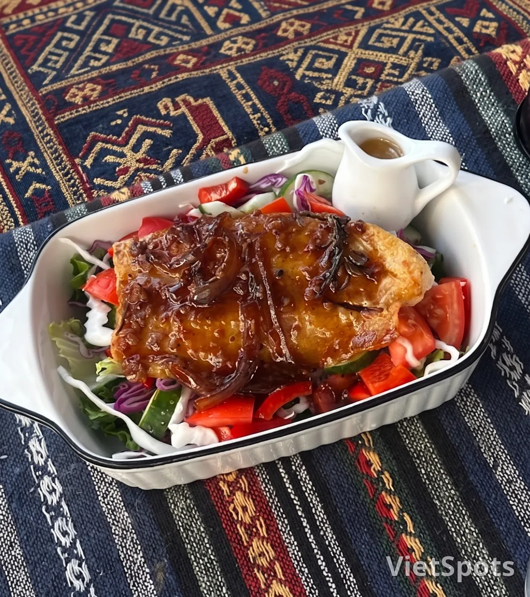 ✨Không khí 'Nhà hàng Yoon' bắt gặp ở Đà Nẵng! Mình đã ghé quán ngon 'Kaylin Food and Drink'! 🏝️