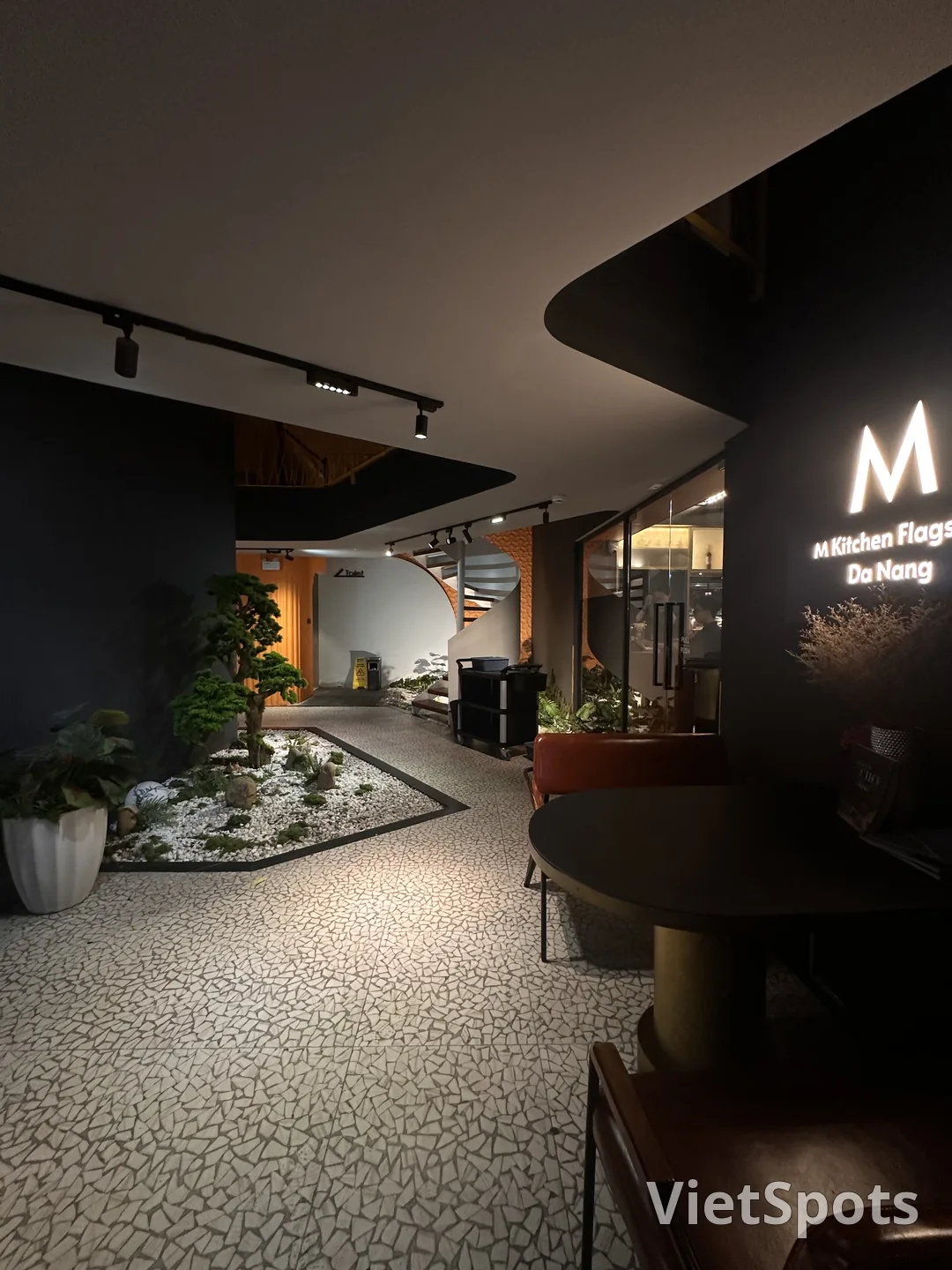 峴港早午餐美食推薦 | 氛圍也堪稱完美的M Kitchen Flagship Danang