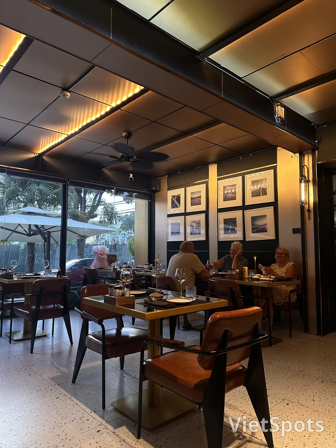 峴港早午餐美食推薦 | 氛圍也堪稱完美的M Kitchen Flagship Danang