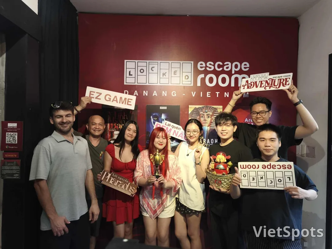🔐 Locked Danang – 當一次外出變成冒險