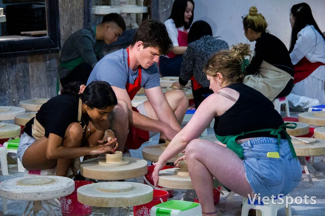 Lep Pottery – 다낭 여행 중 잠시 느려지는 도자기 만들기 시간