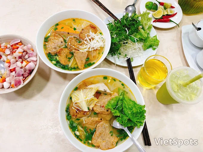 Da Nang cuisine: 26 delicious dishes that captivate diners from all directions