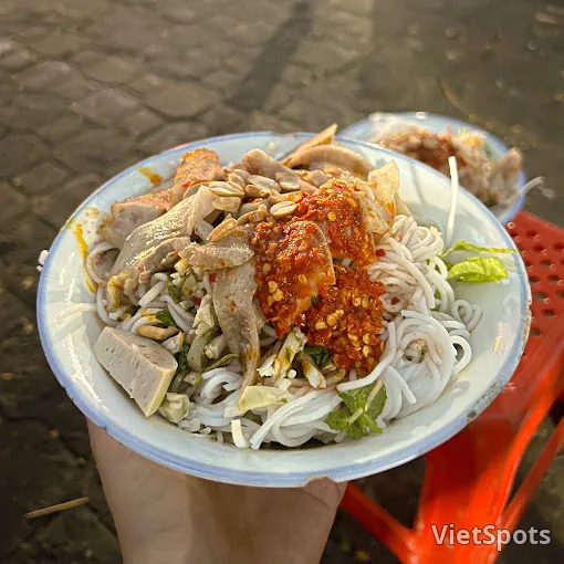 Da Nang cuisine: 26 delicious dishes that captivate diners from all directions