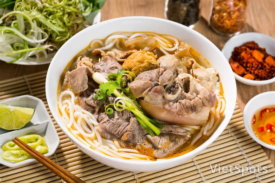 Da Nang cuisine: 26 delicious dishes that captivate diners from all directions