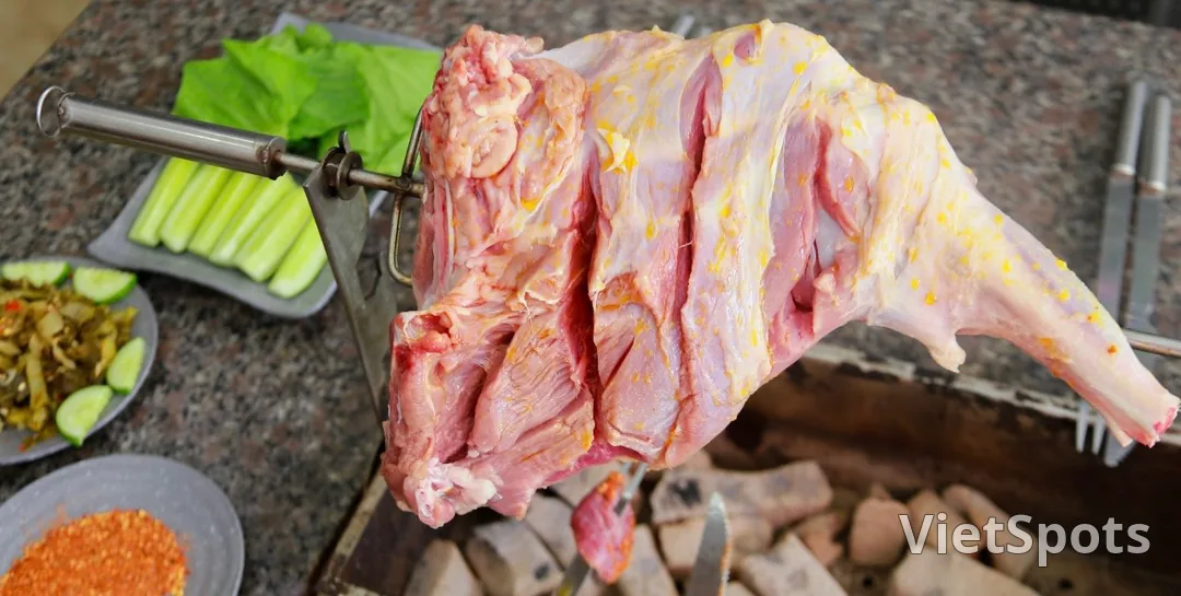 Da Nang cuisine: 26 delicious dishes that captivate diners from all directions