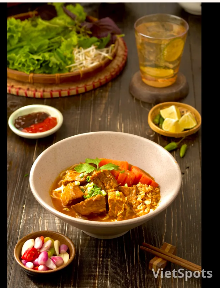Hu Tieu Nam Vang Quỳnh Anh – HU TIEU RESTAURANT WITH OVER 20 YEARS IN DA NANG