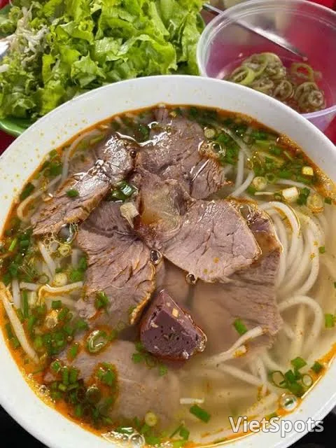 🍜 "포"의 그림자에서 벗어나다: 분보는 베트남 요리의 정교함을 보여주는 증거다