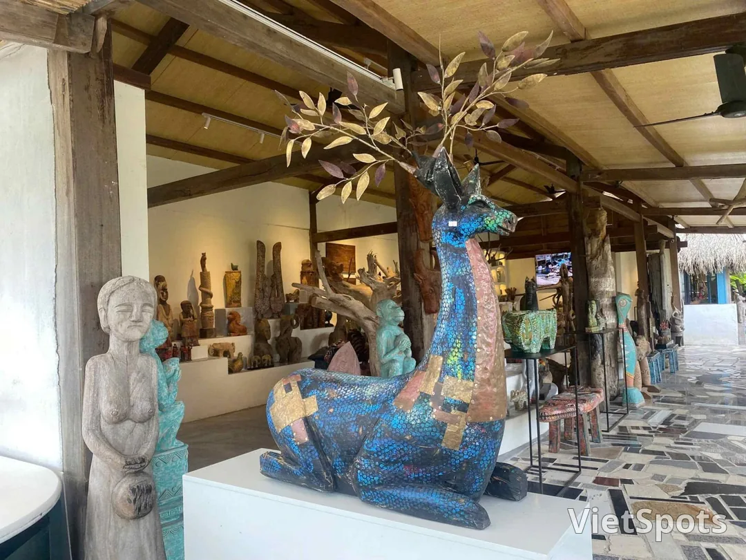 Driftwood Village Hoi An - When Drifting Logs Become Art