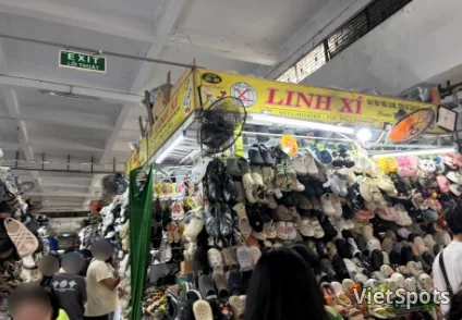 ตลาดฮานกับตลาดกอนในดานัง ต่างกันยังไงนะ? 🛍️🍜 ของที่ระลึกไปตลาดฮาน? ของกินท้องถิ่นไปตลาดกอน?