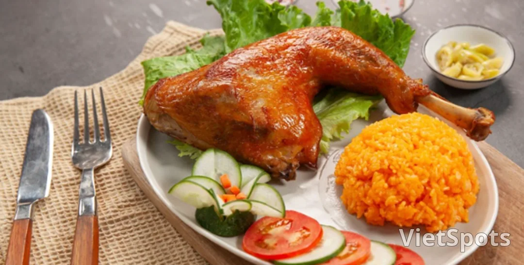 The secret behind Danang food names! "Mi Quang? Banh Xeo? Bun Mam Nem?" Can you tell what the dish is just by its name?!